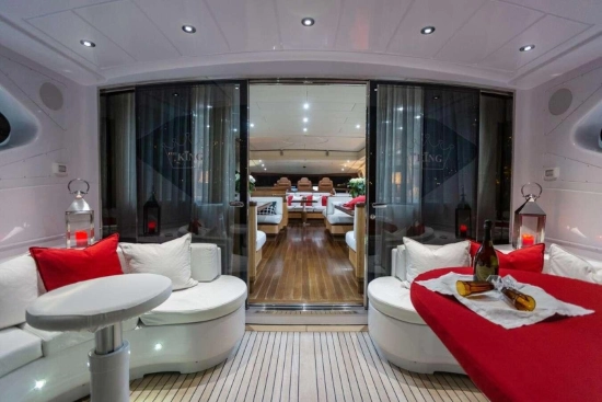 Mangusta 108 108 usado à venda