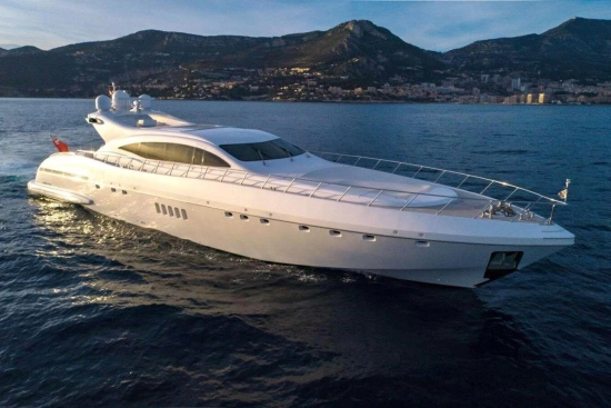 Mangusta 108 108 usado à venda