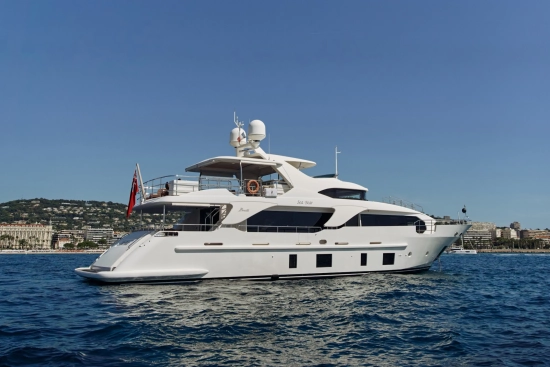 Benetti Delfino 93 Delfino 93 de segunda mano en venta
