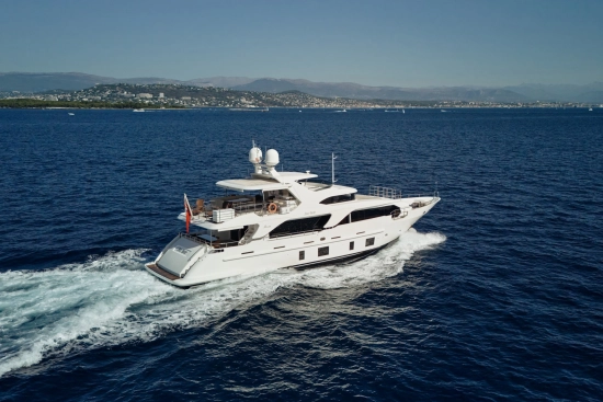 Benetti Delfino 93 Delfino 93 de segunda mano en venta