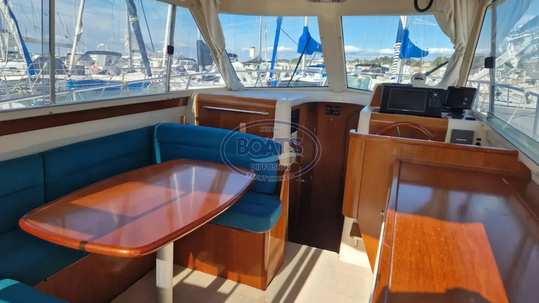 Beneteau Antares SERIE 9 de segunda mano en venta