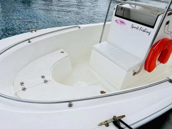 UNIQUEST MARINE UNIQUEST 600 de segunda mano en venta