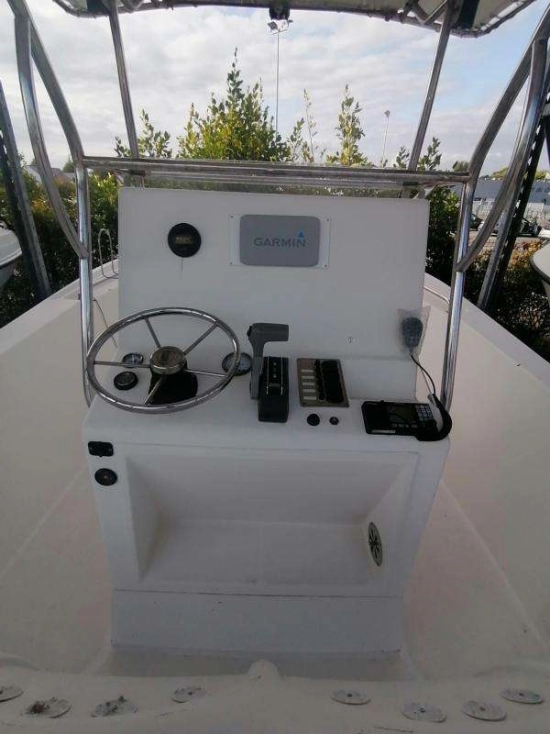 UNIQUEST MARINE UNIQUEST 600 de segunda mano en venta