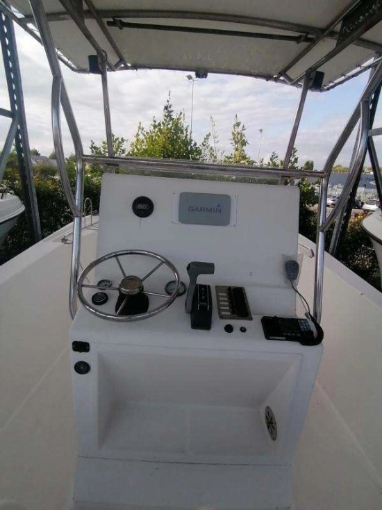 UNIQUEST MARINE UNIQUEST 600 de segunda mano en venta