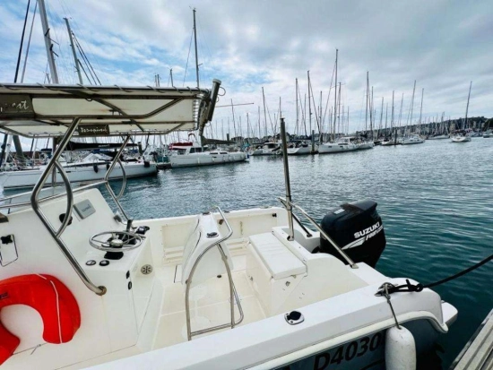 UNIQUEST MARINE UNIQUEST 600 de segunda mano en venta