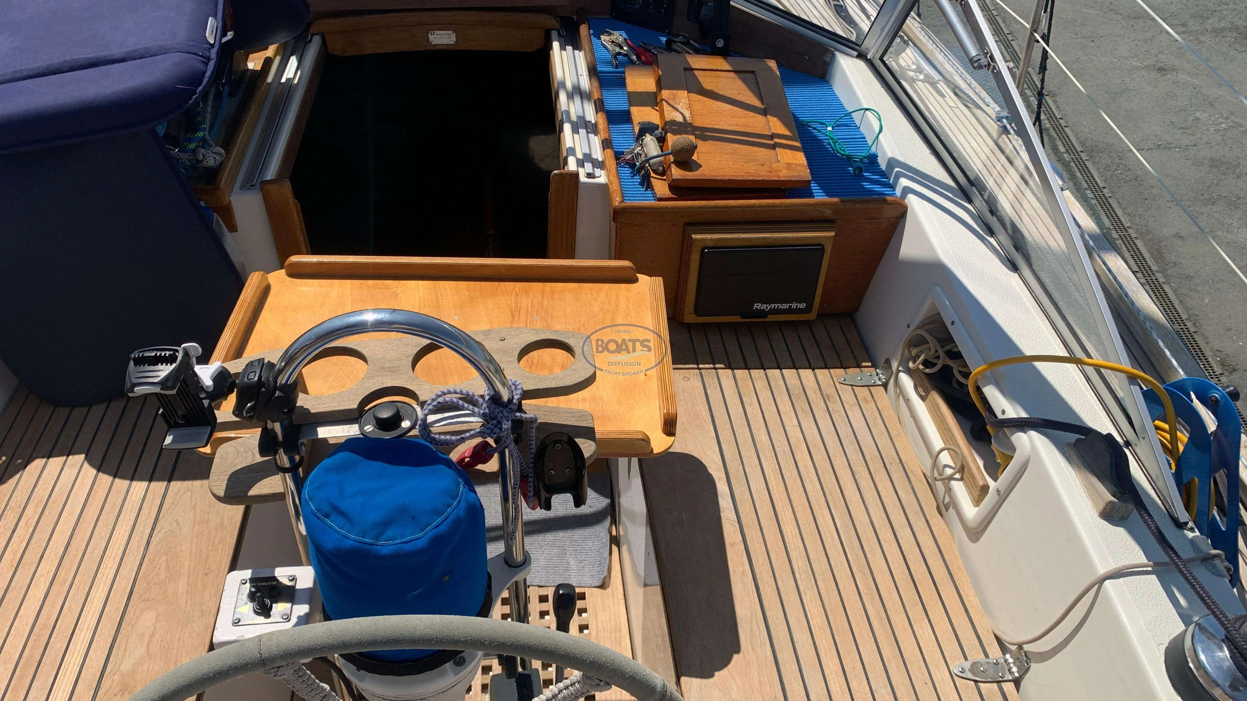Hallberg Rassy 352 usado à venda