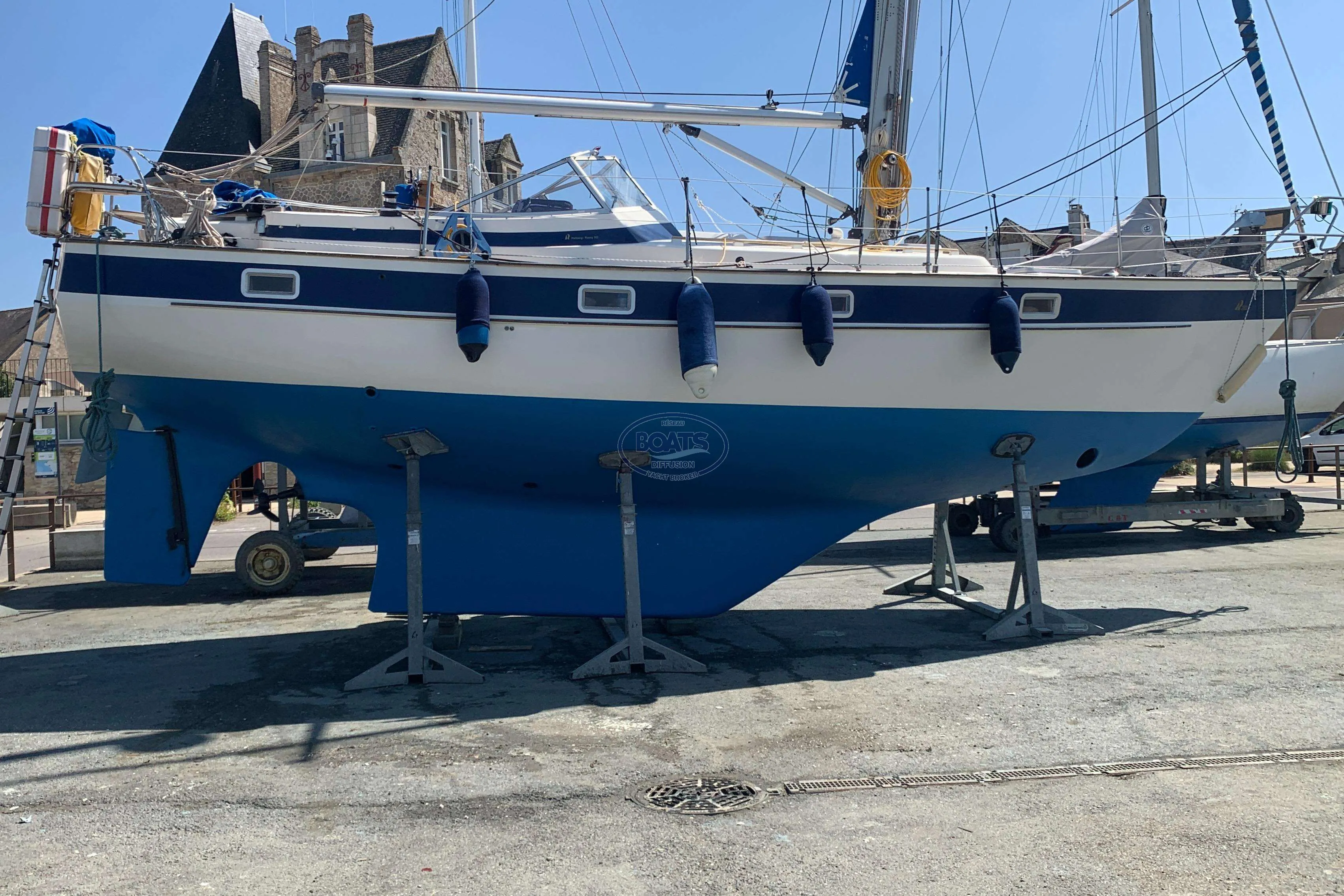 Hallberg Rassy 352 usado à venda