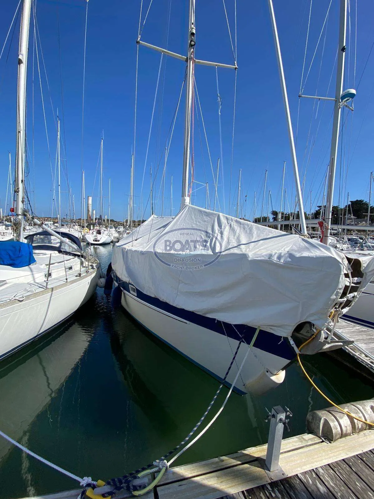 Hallberg Rassy 352 usado à venda