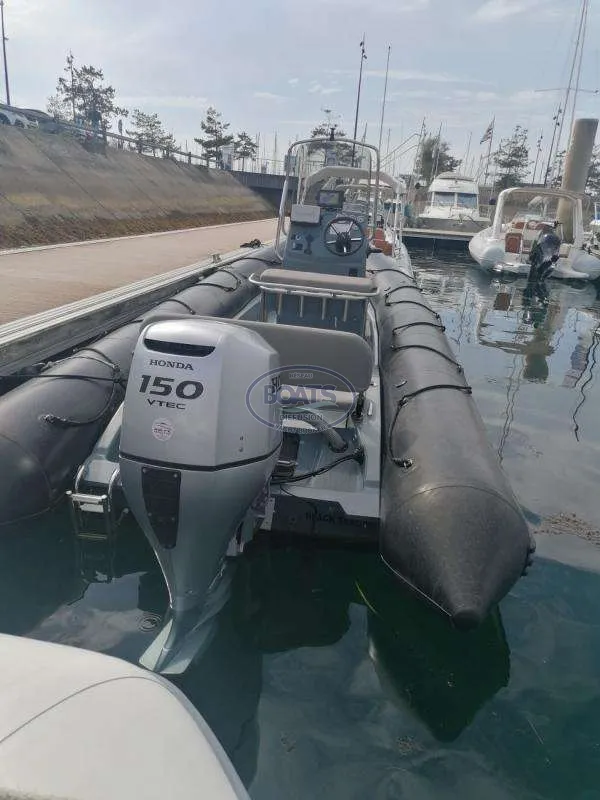 Bombard EXPLORER 700 NEO usado à venda