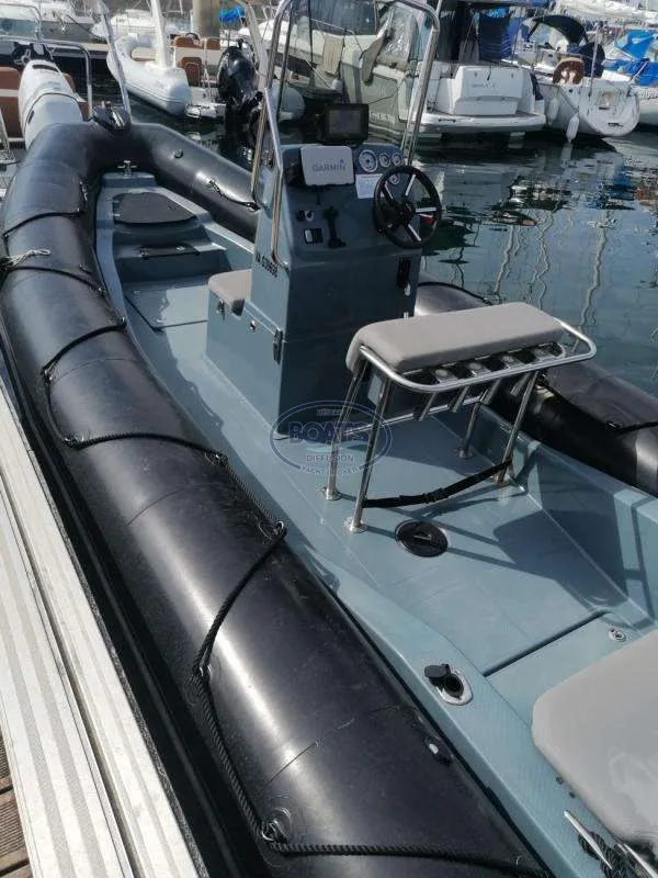 Bombard EXPLORER 700 NEO usado à venda