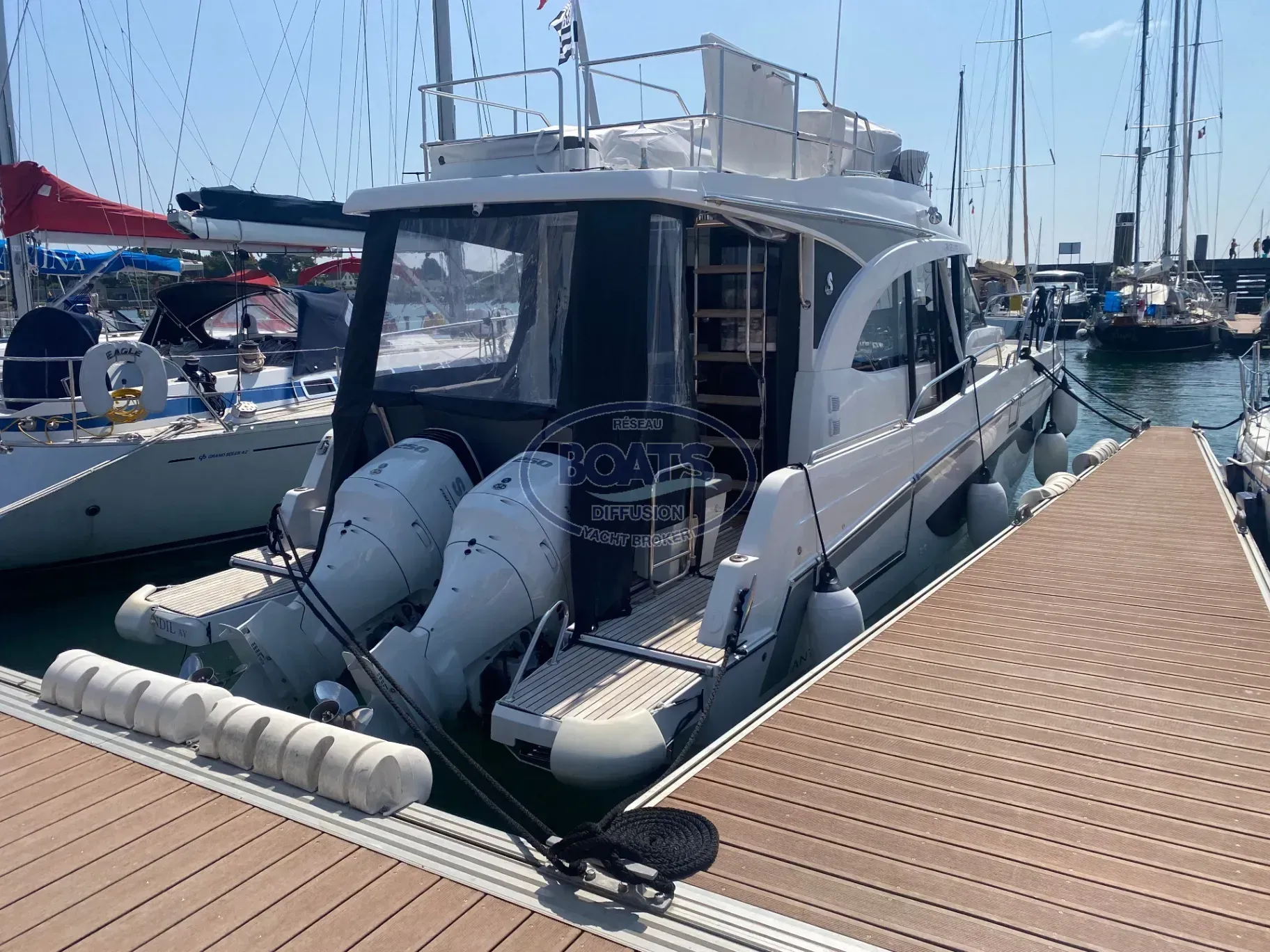 Beneteau Antares 11 Flybridge de segunda mano en venta