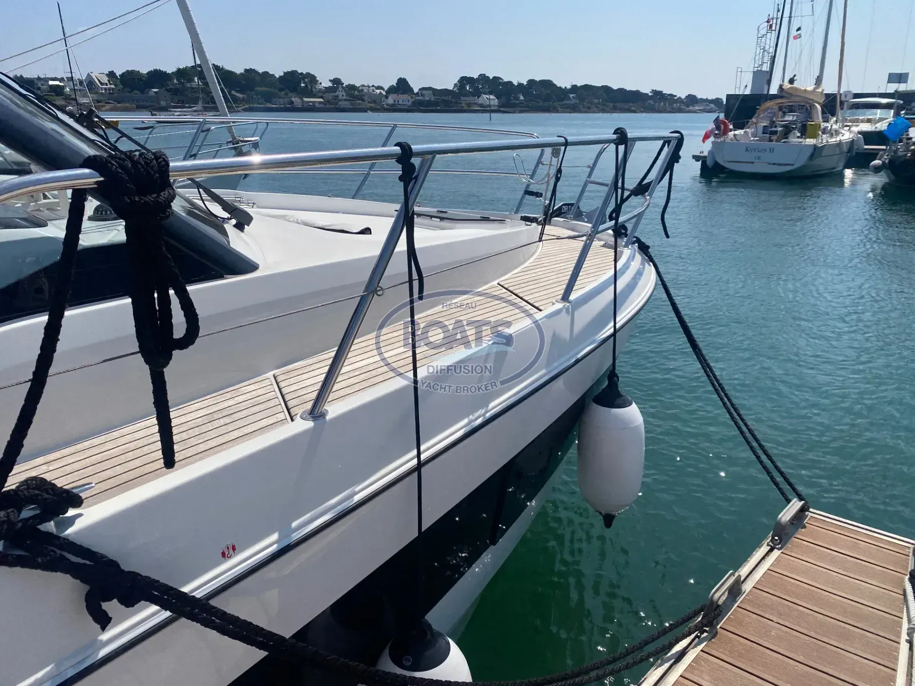 Beneteau Antares 11 Flybridge de segunda mano en venta