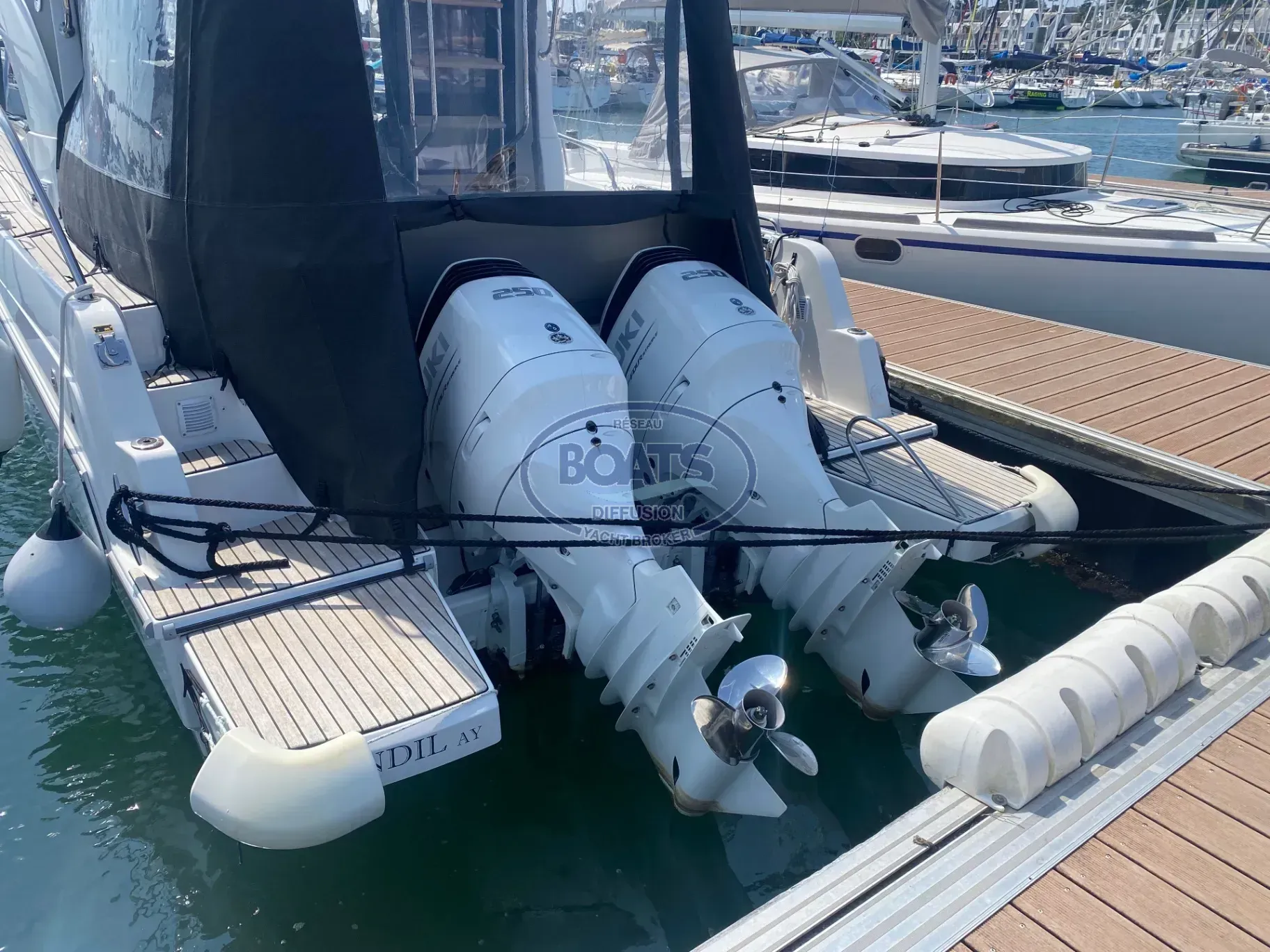 Beneteau Antares 11 Flybridge de segunda mano en venta