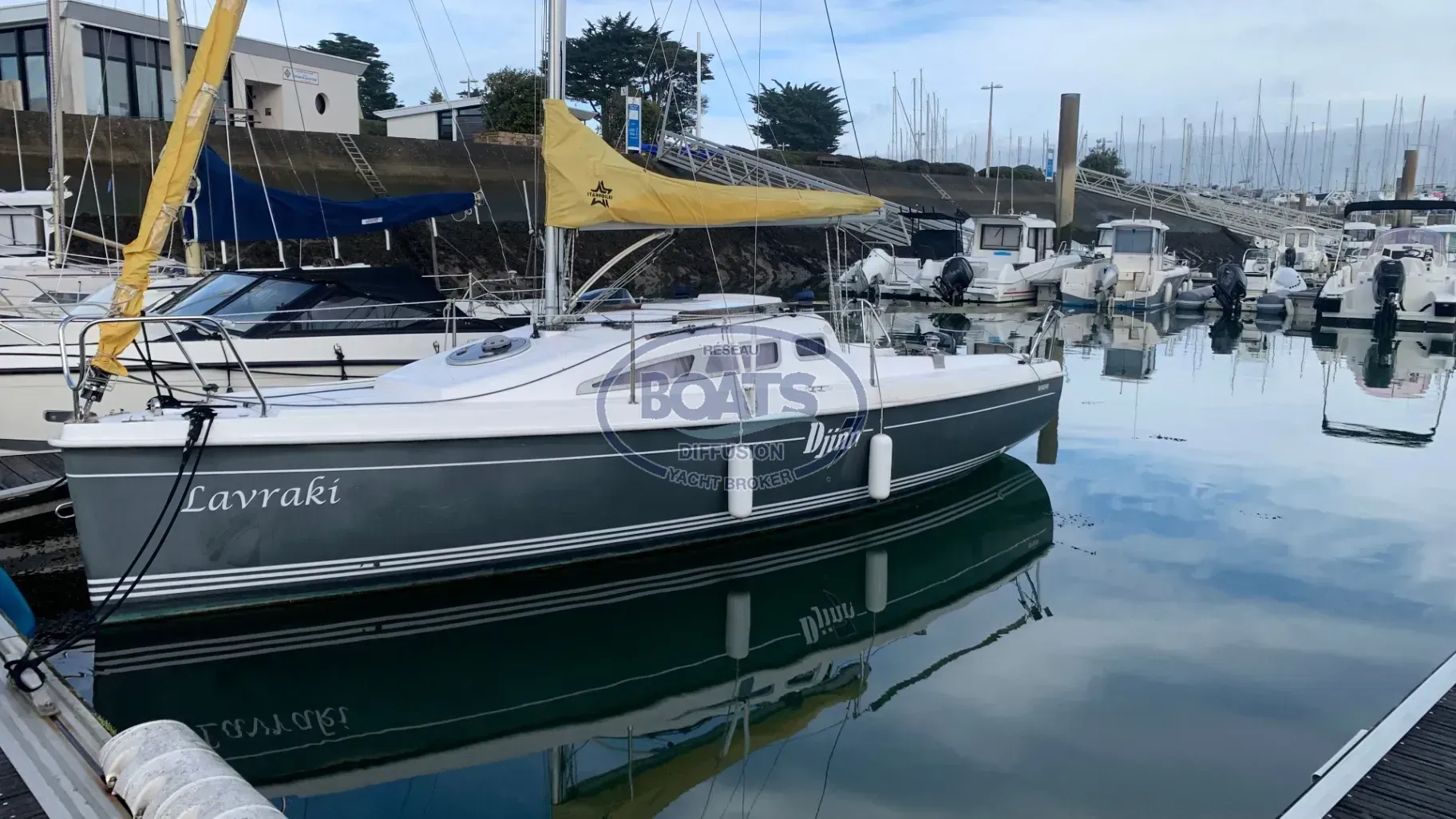 B2 Marine DJINN 7 de segunda mano en venta
