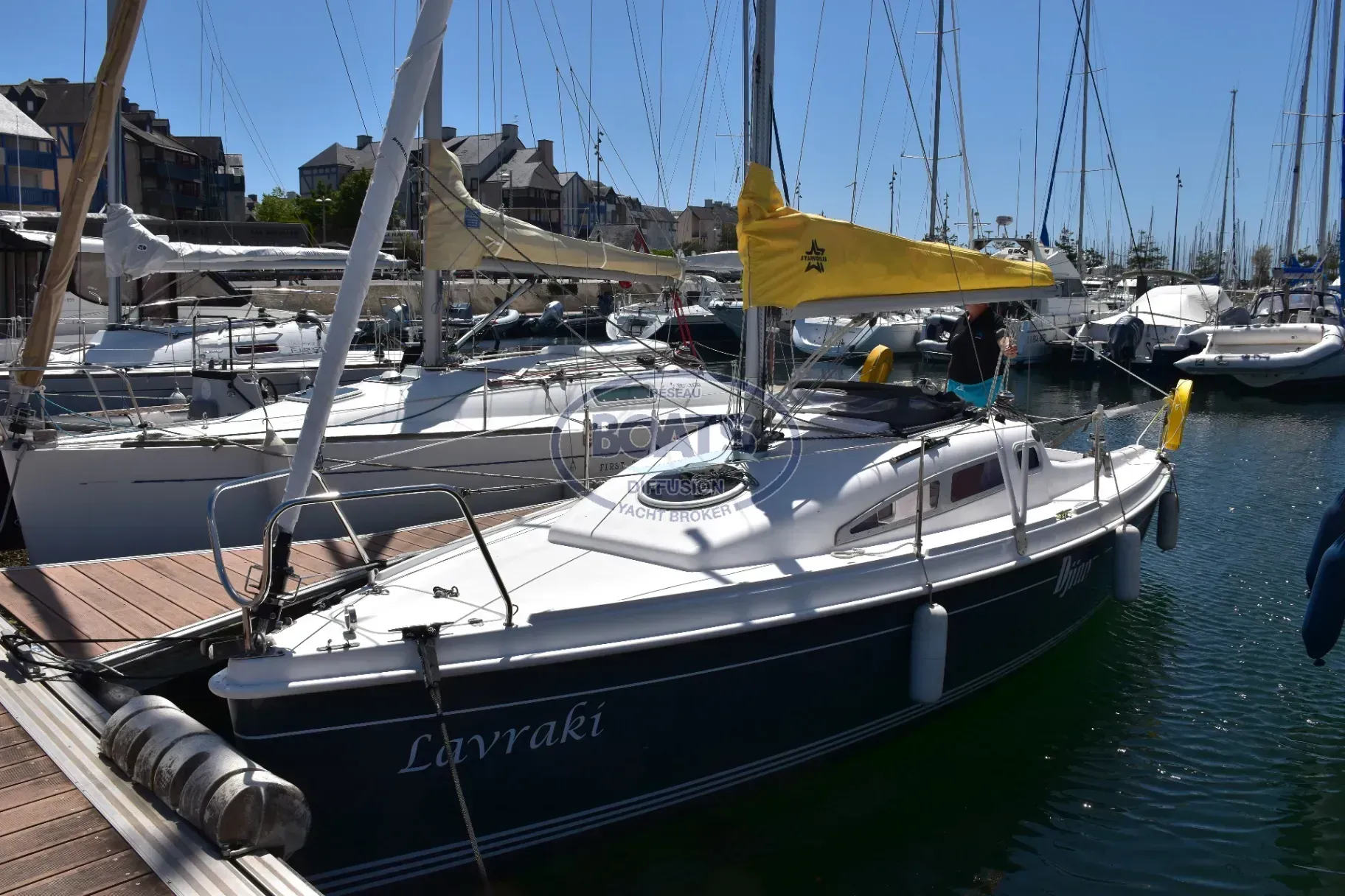 B2 Marine DJINN 7 de segunda mano en venta