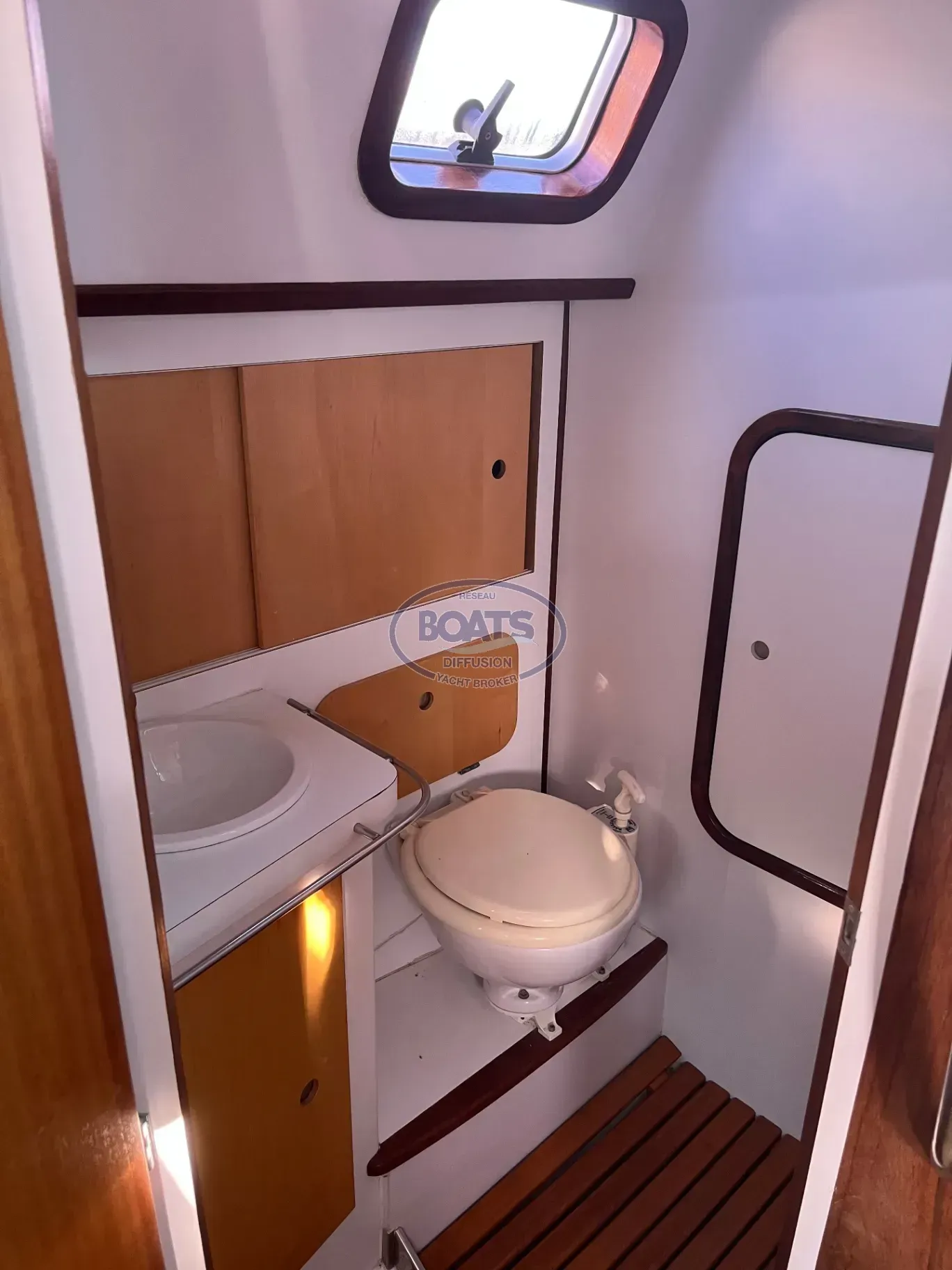 AFEP MARINE MANATEA 350 de segunda mano en venta