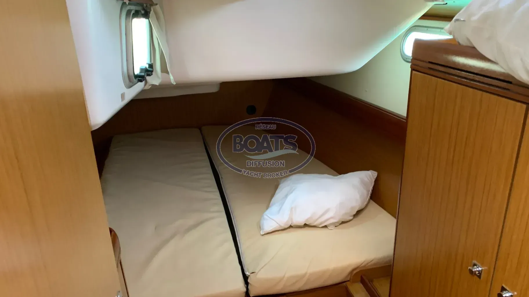 Jeanneau Sun Odyssey 42i usado à venda