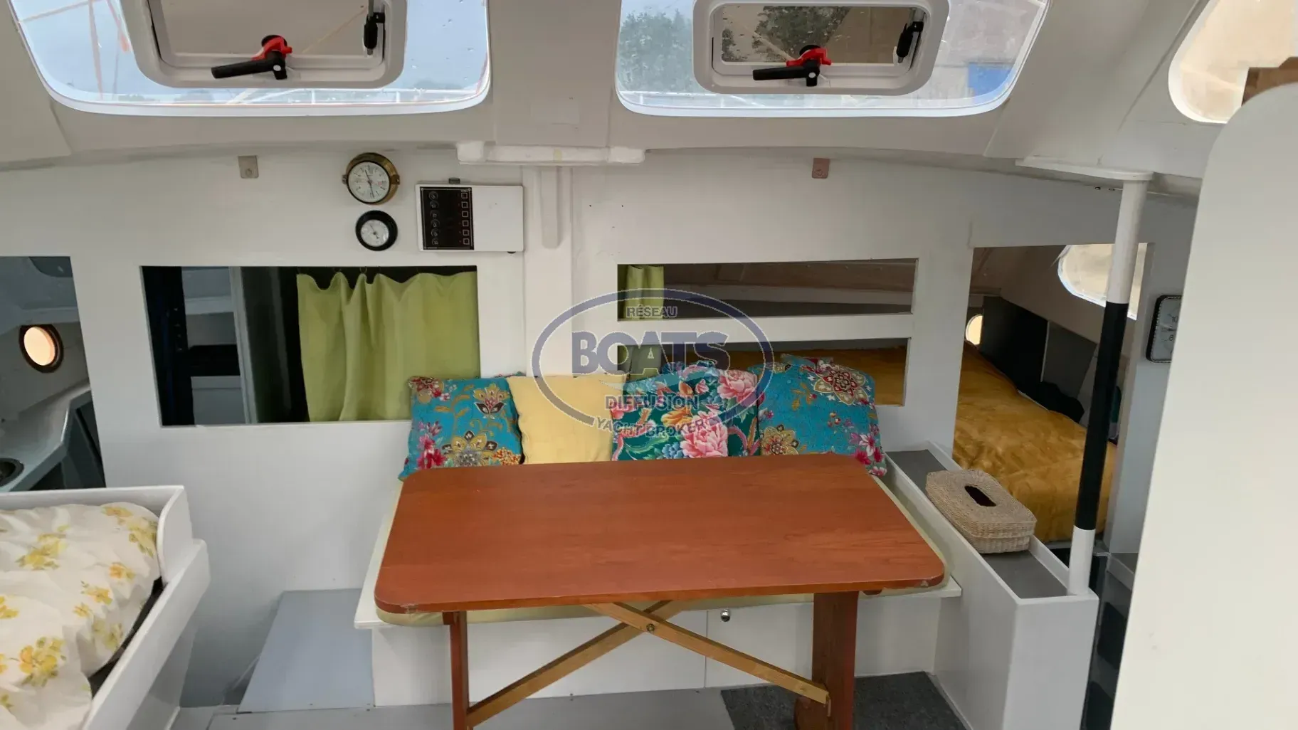 South Coast Catamaran OCEANIC 30 usata in vendita