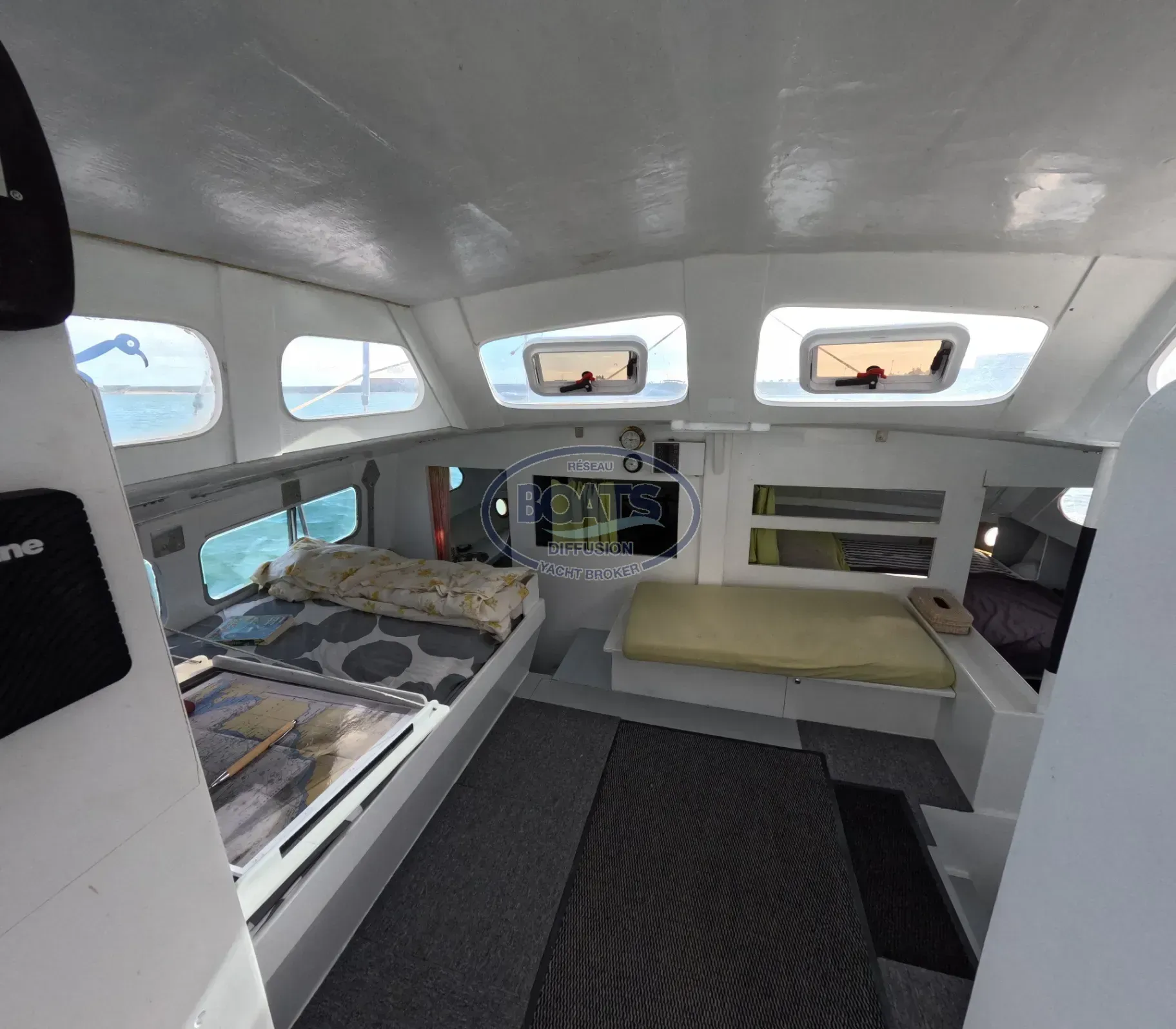 South Coast Catamaran OCEANIC 30 usata in vendita