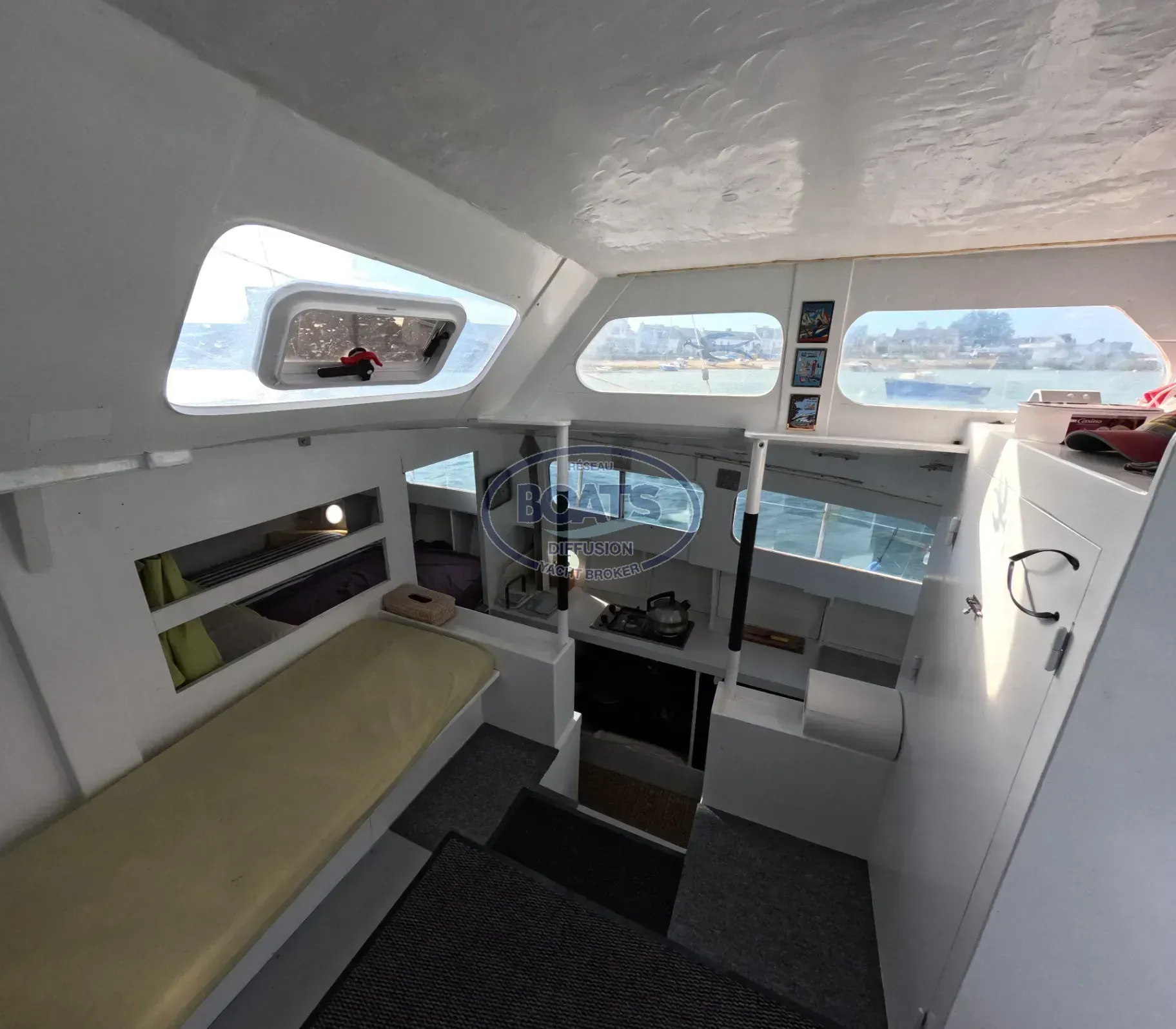 South Coast Catamaran OCEANIC 30 usata in vendita