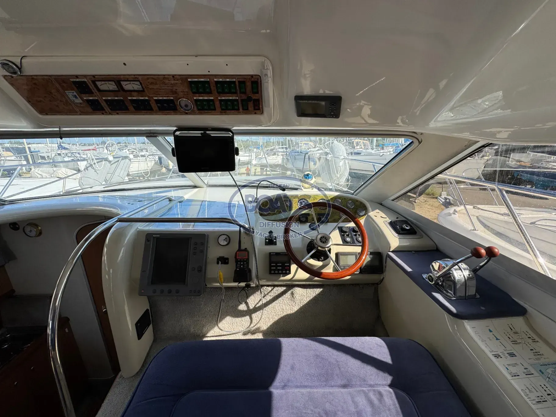 Sealine 360 STATESMAN usata in vendita
