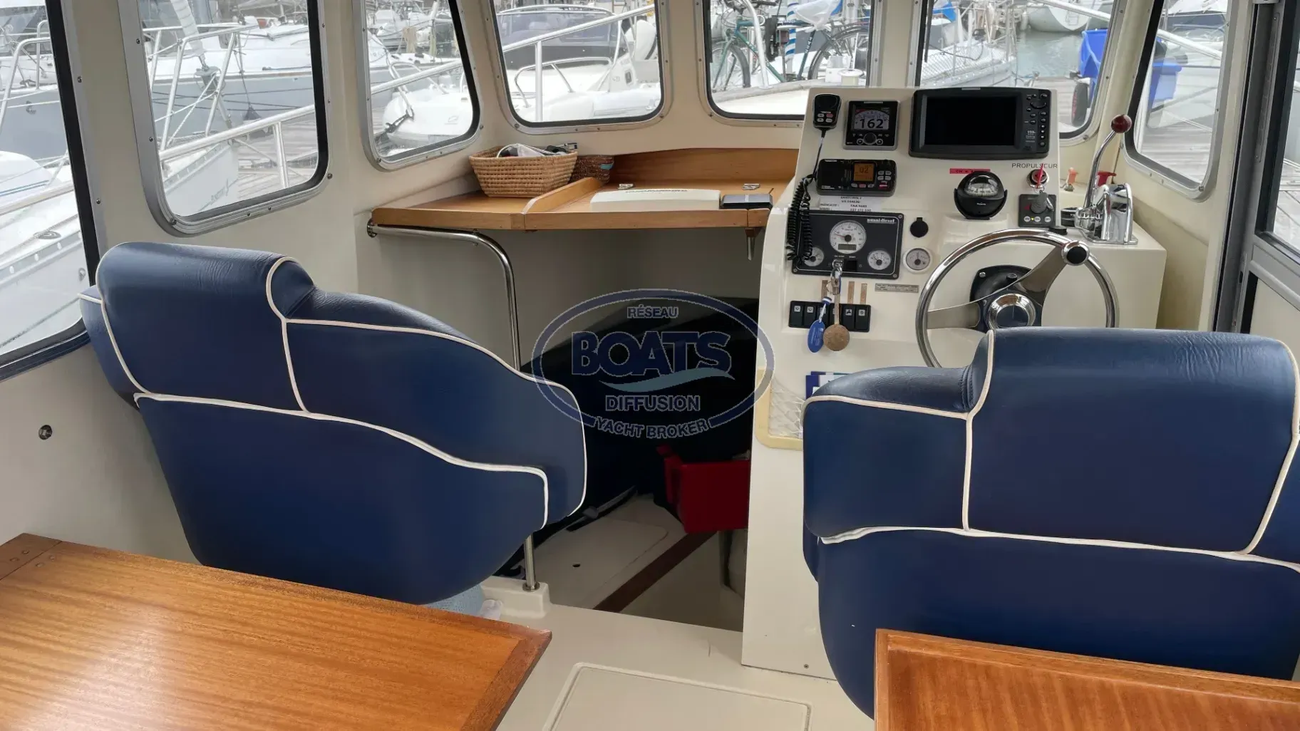 Rhea marine 730 Fishing usata in vendita