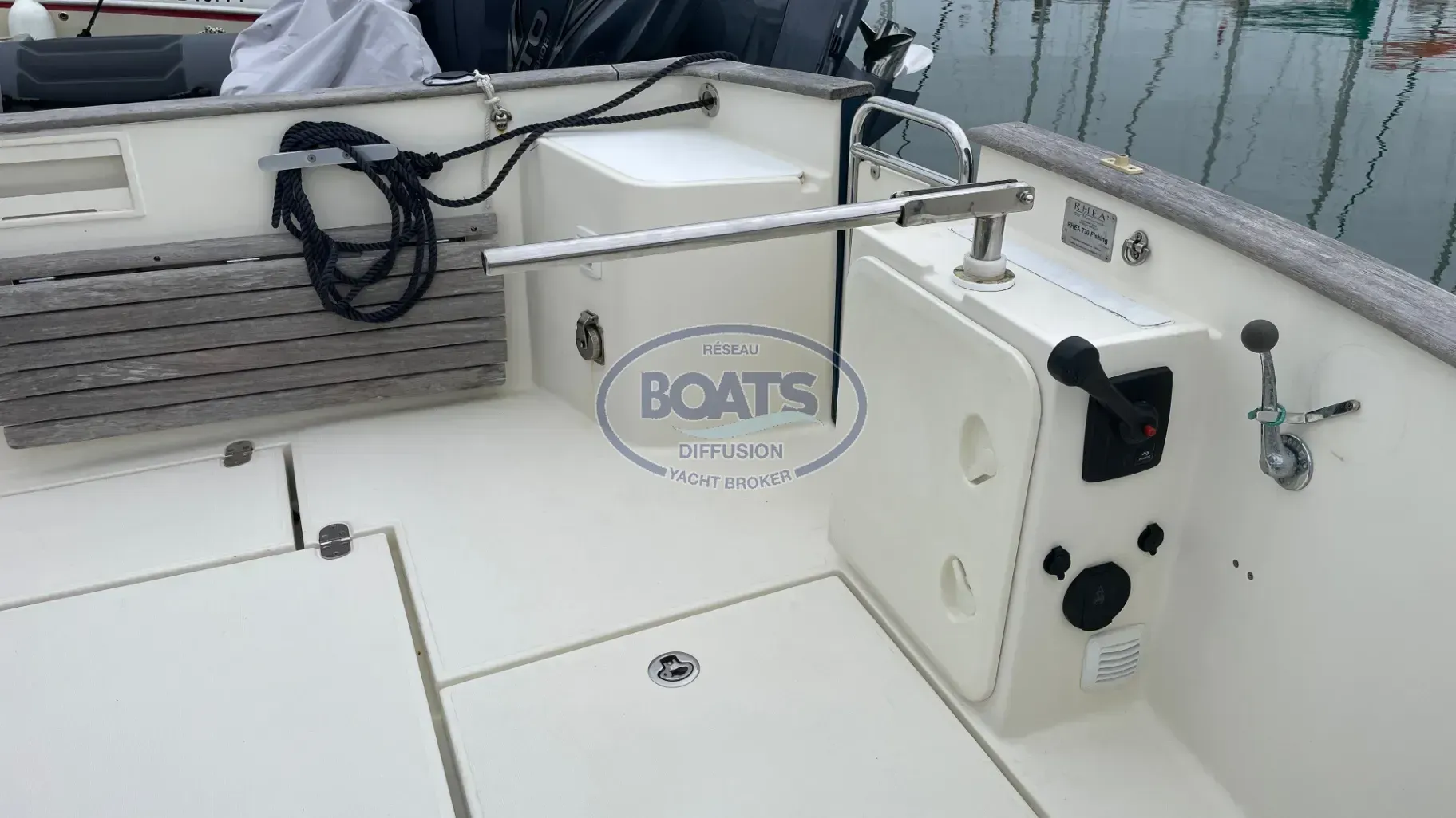Rhea marine 730 Fishing usata in vendita