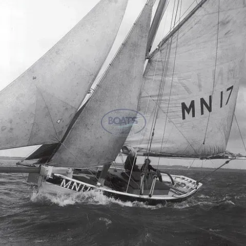 Traditional Essex Fishing Smack (Early 1800s) de segunda mano en venta