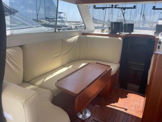 Astinor 1000 Flybridge usado à venda