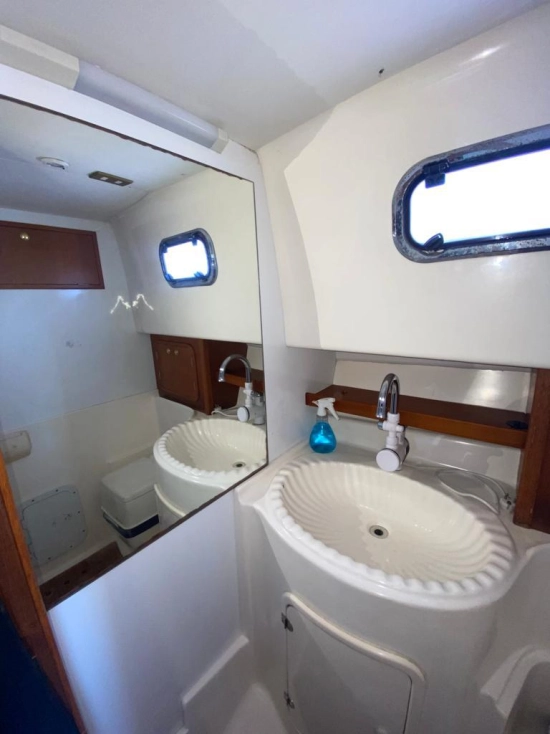 Astinor 1000 Flybridge usado à venda