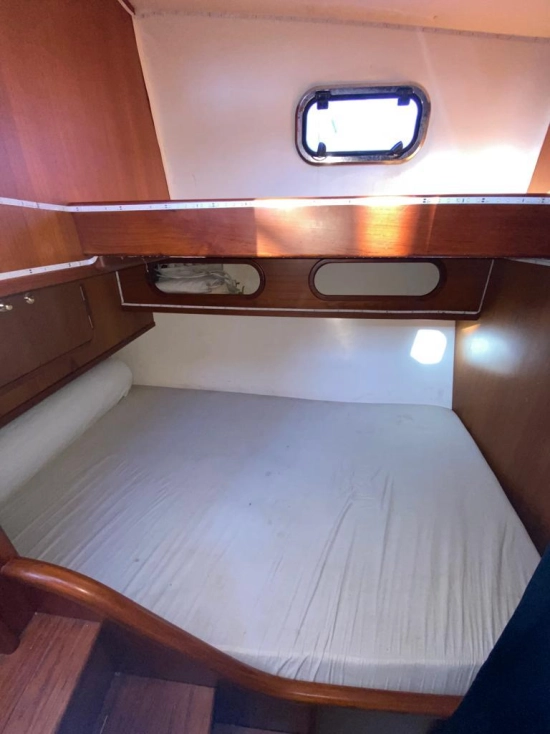 Astinor 1000 Flybridge usado à venda
