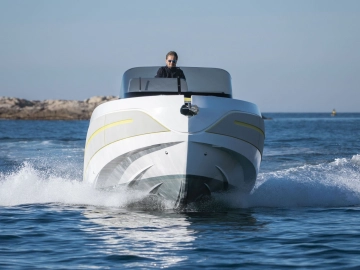 Zephyr Boats Z900 usado à venda