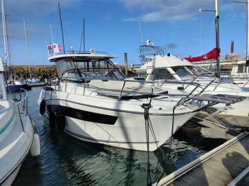 Jeanneau Cap Camarat 10.5 WA de segunda mano en venta