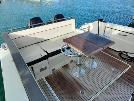 Jeanneau Cap Camarat 10.5 WA de segunda mano en venta