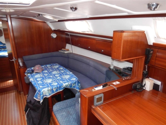 Bavaria Yachts 38 CRUISER usado à venda