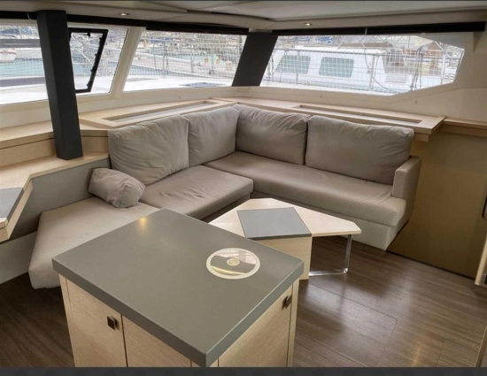 Fountaine Pajot Saona 47 usado à venda
