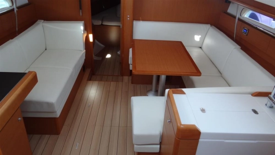 Jeanneau Sun Odyssey 41 DS usado à venda