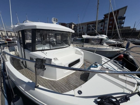 Jeanneau Merry Fisher 855 Marlin de segunda mano en venta