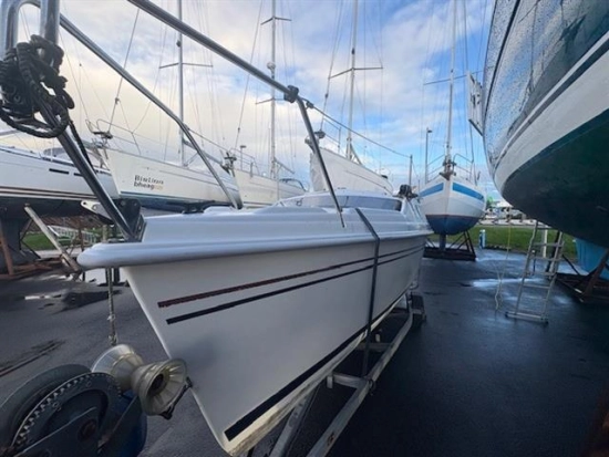 Hunter Legend 240 de segunda mano en venta