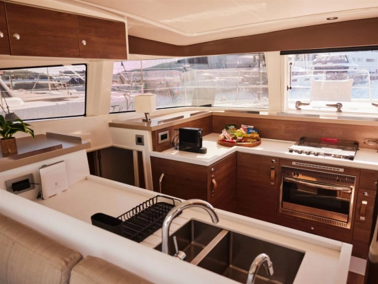 CATANA BALI 4.2 usado à venda