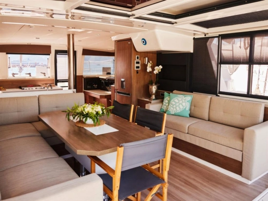 CATANA BALI 4.2 usado à venda