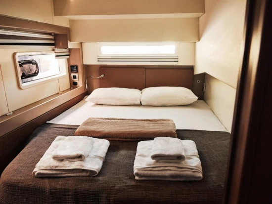 CATANA BALI 4.2 usado à venda