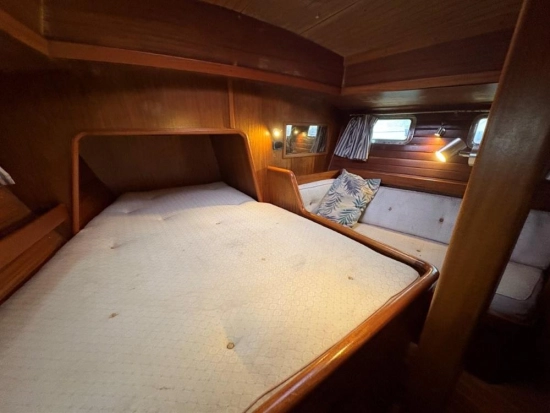 Aphrodite 42 Ketch usado à venda