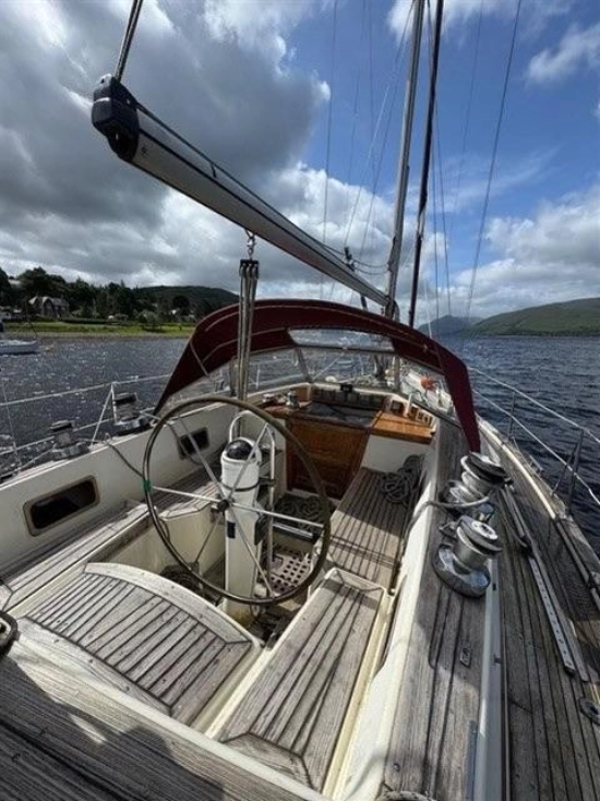Aphrodite 42 Ketch usado à venda