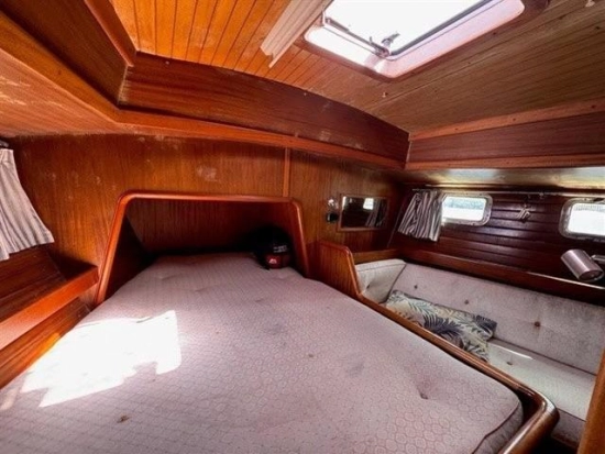 Aphrodite 42 Ketch usado à venda