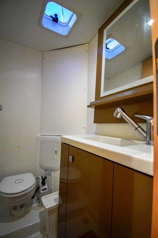 Fountaine Pajot LUCIA 40 usado à venda