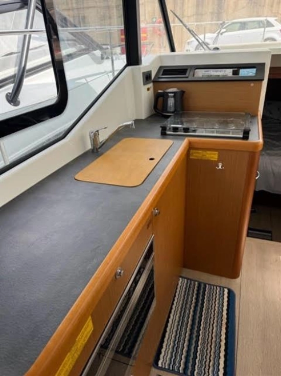 Beneteau Swift Trawler 30 usado à venda