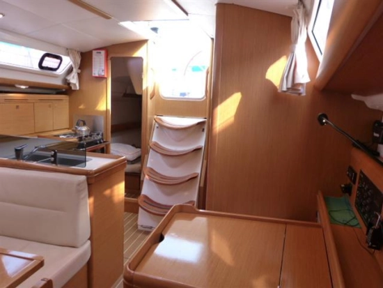 Jeanneau Sun Odyssey 36i usado à venda