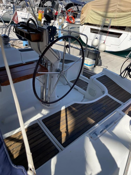 Beneteau Oceanis 393 usado à venda