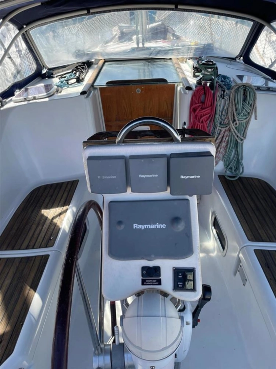 Beneteau Oceanis 393 usado à venda